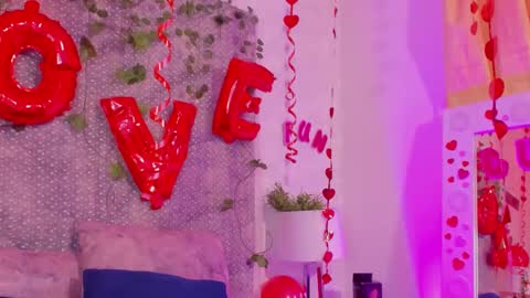 Veronica Olson online show from February 15, 2025, 5:51 am