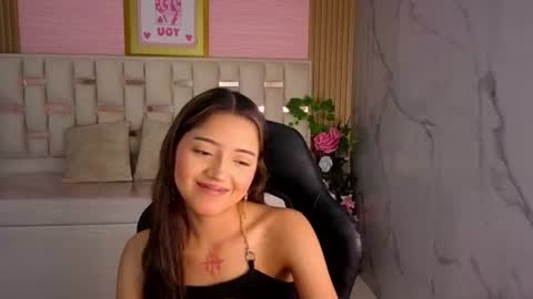 Snapshot of veronicaa_s chatting on July 4, 2026, 8:15 pm veronicaa_s online show from July 4, 2026, 8:15 pm