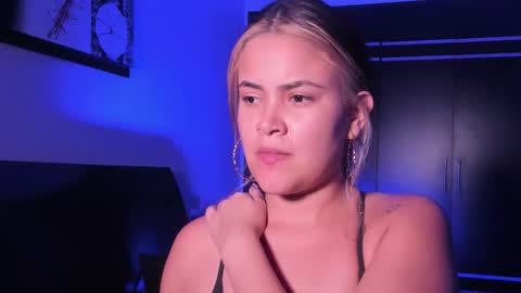 Snapshot of veronicabrown_xxx chatting on March 29, 2026, 5:07 am Vero online show from March 29, 2026, 5:07 am