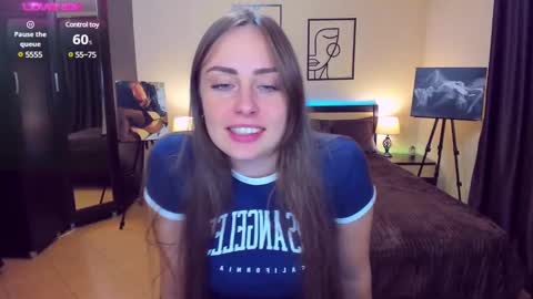 Snapshot of veronicafreman chatting on December 10, 2024, 8:51 am Veronica online show from December 10, 2024, 8:51 am