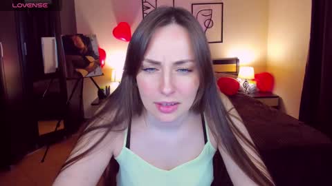 Snapshot of veronicafreman chatting on February 15, 2025, 10:44 am Veronica online show from February 15, 2025, 10:44 am