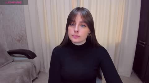 Snapshot of veronicafreman chatting on October 6, 2025, 9:29 am Veronica online show from October 6, 2025, 9:29 am