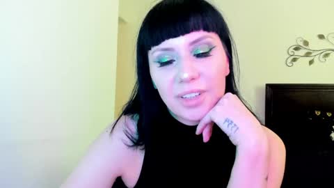 Snapshot of veronika_blak chatting on May 2, 2026, 3:00 am Miss Veronika Blak online show from May 2, 2026, 3:00 am