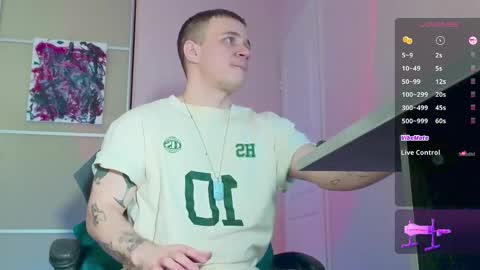 Snapshot of vers_gay chatting on January 13, 2026, 11:59 am Ethan online show from January 13, 2026, 11:59 am