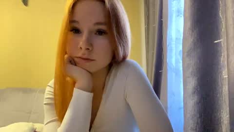 Lina online show from June 17, 2026, 11:23 am