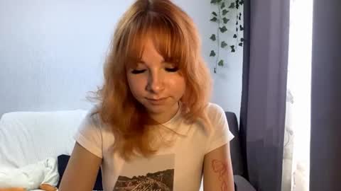 Snapshot of vertiegartrell chatting on July 28, 2026, 1:45 am Lina online show from July 28, 2026, 1:45 am