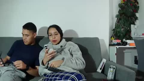 very_hard2 online show from October 31, 2025, 4:30 pm