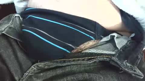 Erik online show from April 4, 2026, 6:44 am