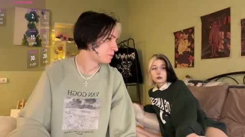 veryraretwins online show from October 23, 2025, 10:08 pm