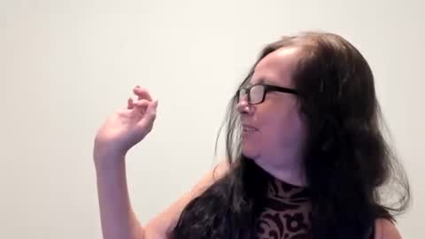 verysassypeachgoddess online show from March 21, 2026, 3:11 am