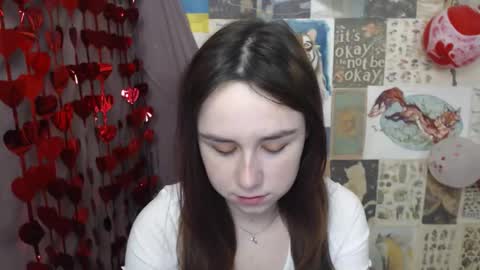 veryveryvery_shy online show from February 19, 2026, 7:15 am