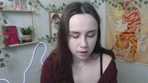 Snapshot of veryveryvery_shy chatting on April 21, 2026, 5:36 am veryveryvery_shy online show from April 21, 2026, 5:36 am