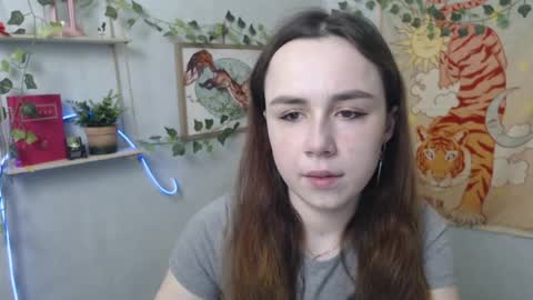 Snapshot of veryveryvery_shy chatting on April 26, 2026, 5:16 am veryveryvery_shy online show from April 26, 2026, 5:16 am