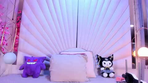 Snapshot of vespervelvet chatting on May 13, 2026, 5:05 am Vesper Velvet online show from May 13, 2026, 5:05 am