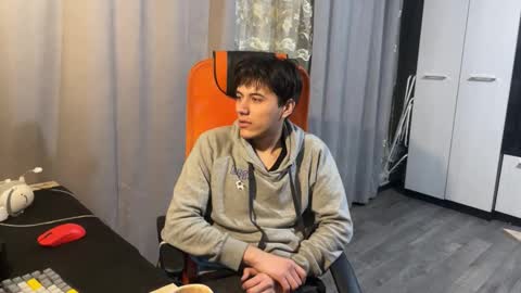 Snapshot of vialeras chatting on February 7, 2026, 4:54 pm vialeras online show from February 7, 2026, 4:54 pm