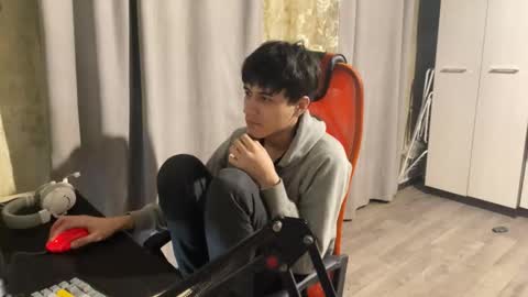 Snapshot of vialeras chatting on February 10, 2026, 6:56 pm vialeras online show from February 10, 2026, 6:56 pm