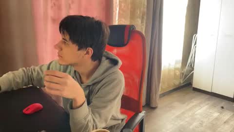 Snapshot of vialeras chatting on February 15, 2026, 7:51 am vialeras online show from February 15, 2026, 7:51 am