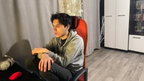 Snapshot of vialeras chatting on February 21, 2026, 6:09 pm vialeras online show from February 21, 2026, 6:09 pm