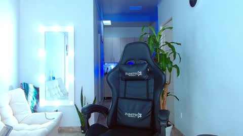 Ariana  online show from March 1, 2025, 8:42 pm