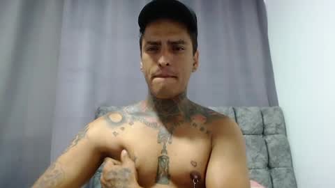 Snapshot of vicctorzc chatting on June 11, 2026, 9:57 pm Victor cardenas online show from June 11, 2026, 9:57 pm