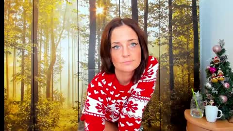 ViciousQueenu can call me Laura online show from December 15, 2025, 6:56 pm