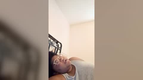 Snapshot of vickiryder56 chatting on August 1, 2026, 6:29 pm vickiryder56 online show from August 1, 2026, 6:29 pm