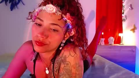 Vicky  online show from December 29, 2024, 3:57 pm