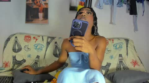 vicky manuela online show from February 8, 2025, 10:40 pm