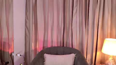 Snapshot of vicky_kittyy chatting on July 4, 2026, 7:31 pm Amy online show from July 4, 2026, 7:31 pm