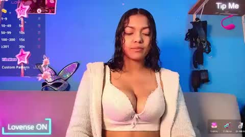 Snapshot of vicky_miller_05 chatting on March 5, 2025, 8:21 pm vicky_miller_05 online show from March 5, 2025, 8:21 pm