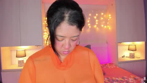 V I C K Y online show from January 22, 2025, 7:45 pm