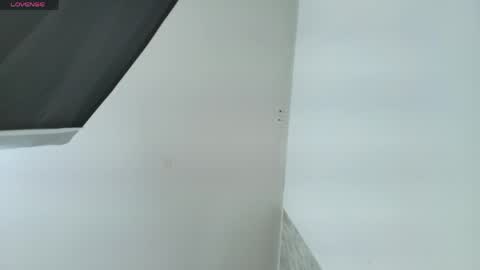 Vicky online show from April 5, 2026, 2:25 pm