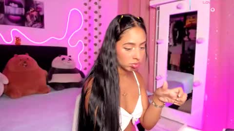 VICTORIA 3 online show from November 21, 2025, 10:41 pm