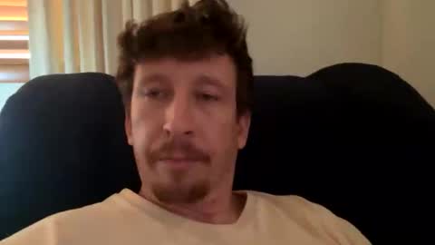 Snapshot of vicrobertson595 chatting on January 6, 2026, 2:54 pm vicrobertson595 online show from January 6, 2026, 2:54 pm