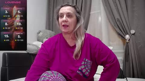 victoria50 online show from October 25, 2025, 7:05 am