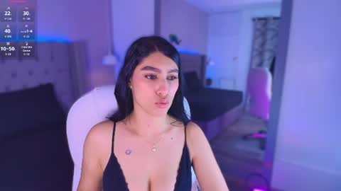 Snapshot of victoria_ellington chatting on July 9, 2026, 11:58 am online show from July 9, 2026, 11:58 am