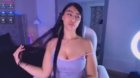 Snapshot of victoria_ellington chatting on July 10, 2026, 11:46 am online show from July 10, 2026, 11:46 am