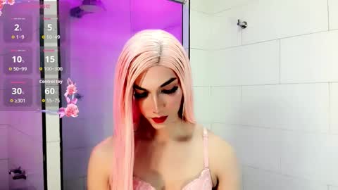 Victoria online show from November 8, 2025, 7:23 pm