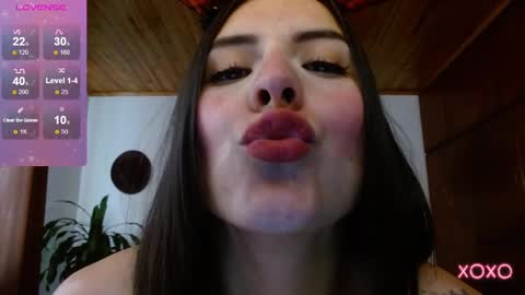 VICTORIA MARTELO online show from December 23, 2024, 4:06 pm