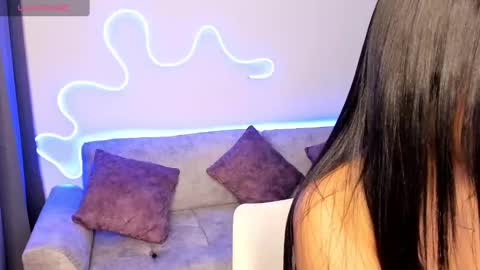 Snapshot of victoria_se chatting on December 31, 2024, 4:49 am Victoria online show from December 31, 2024, 4:49 am