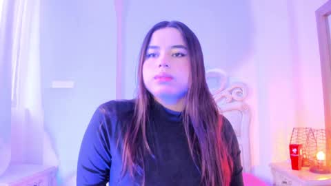 Snapshot of victoria_vallejo chatting on December 29, 2024, 11:29 am victoria  online show from December 29, 2024, 11:29 am