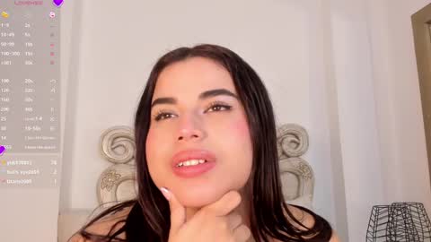 Snapshot of victoria_vallejo chatting on March 10, 2025, 2:37 pm victoria  online show from March 10, 2025, 2:37 pm