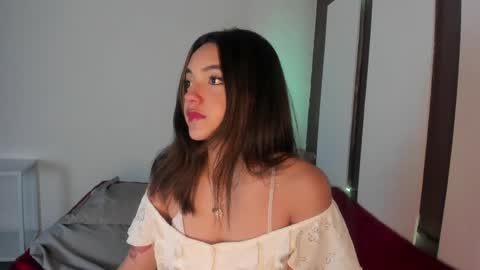 Snapshot of victoriaa2_doll chatting on March 30, 2026, 12:17 pm victoriaa2_doll online show from March 30, 2026, 12:17 pm
