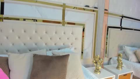 Snapshot of victoriaa_millers chatting on February 17, 2026, 11:18 am Victoria Sofia online show from February 17, 2026, 11:18 am