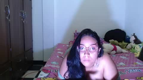 Snapshot of victoriaa_silva chatting on June 13, 2026, 2:31 am Victoria Silva online show from June 13, 2026, 2:31 am