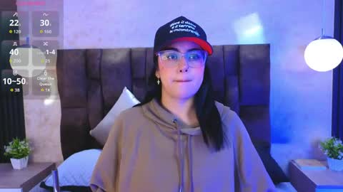 Snapshot of victoriaandrade chatting on May 21, 2026, 12:23 pm Victoria Andrade online show from May 21, 2026, 12:23 pm