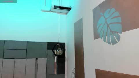 Victoria  online show from February 22, 2026, 8:18 pm