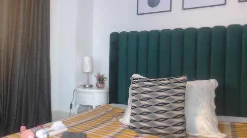 Snapshot of victoriaqueen_fg_ chatting on October 8, 2025, 12:47 pm victoriaqueen_fg_ online show from October 8, 2025, 12:47 pm