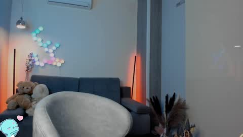 Viktoria online show from December 13, 2024, 9:09 pm