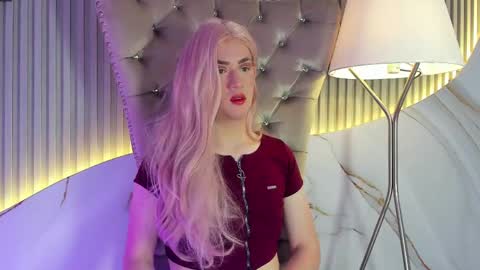 Snapshot of victoriastrom_ chatting on May 23, 2026, 2:21 pm victoriastrom online show from May 23, 2026, 2:21 pm
